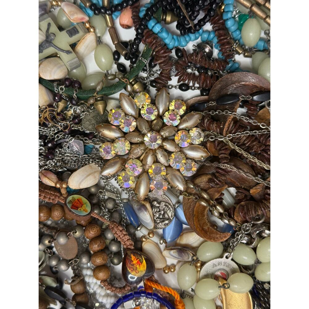 6 pounds jewelry Junk Drawer Lot vintage Estate auction AS IS - Picture 2 of 13